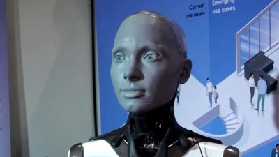Недавно разработанный робот-гуманоид предупреждает, что ИИ создаст «угнетающее общество»