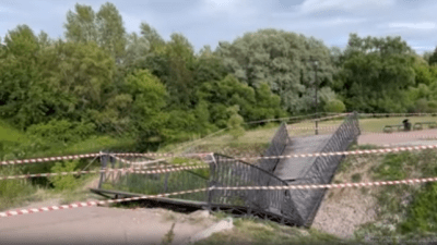 Один человек погиб и восемь пострадали при обрушении моста на фестивале в Ленинградской области