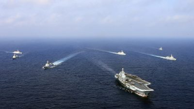 Япония заметила китайские военные корабли между своими островами