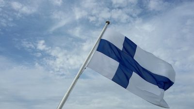 Финляндия снова ужесточила правила въезда для россиян