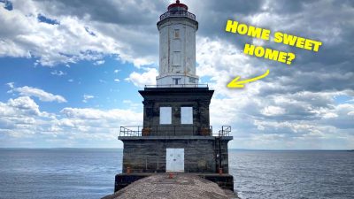 На американских побережьях можно приобрести в собственность старый маяк