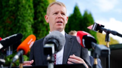 «Очень осторожная внешняя политика» Новой Зеландии