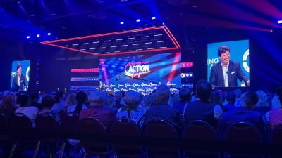 Такер Карлсон даёт простой рецепт разоблачения пропаганды