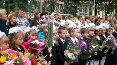 В России сборы ребёнка в школу выросли на 10 тысяч рублей