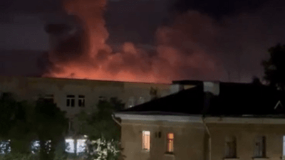 Атака беспилотников на аэропорт Пскова: повреждены 4 самолёта (видео)