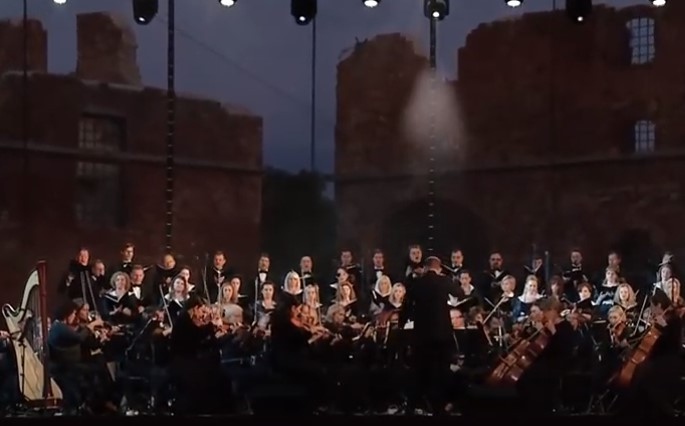 В Калининграде стартовал под открытым небом фестиваль классической музыки