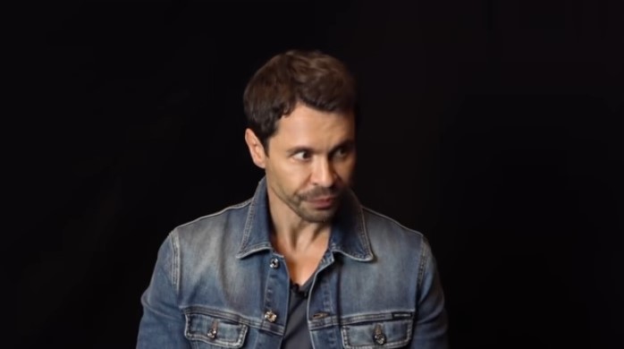 Павел Деревянко. (Фото: скриншот/Плюшки/youtube.com) | Epoch Times Россия