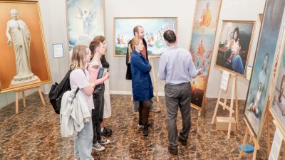 Выставка живописи «Истина, Доброта, Терпение» раскрыла сердца посетителей