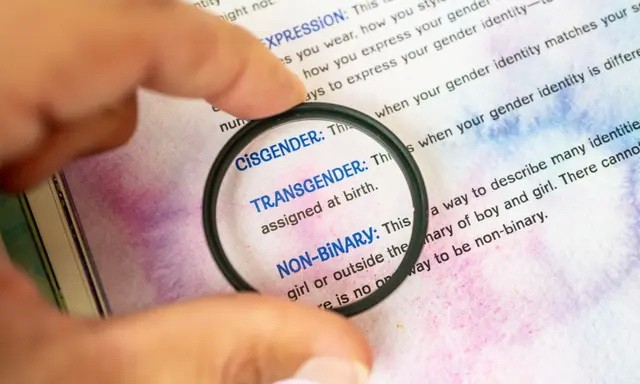 Идеология трансгендеров захватила государственные школы в США