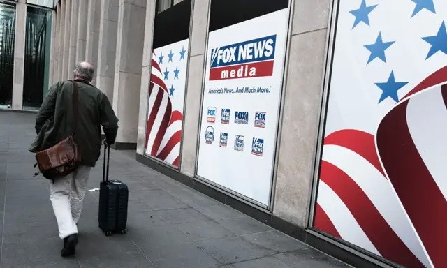 Штаб-квартира Fox News в Нью-Йорке 18 апреля 2023 года. (Spencer Platt/Getty Images) | Epoch Times Россия