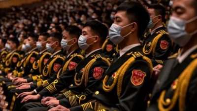 Гонконгский промышленник-диссидент ратует за создание парламента Гонконга, ожидая скорого краха компартии Китая