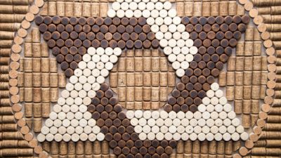 Воспитание и образование в еврейских семьях способствует процветанию и богатству