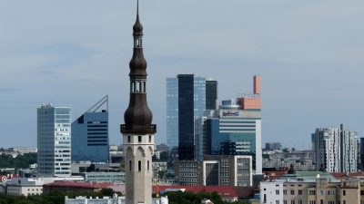 Эстония отказалась депортировать россиян по примеру Латвии и Литвы