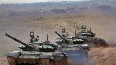 Bloomberg: в 2024 году военный бюджет РФ впервые превысит социальные расходы