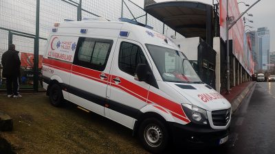 В Турции перевернулся пассажирский автобус, есть жертвы