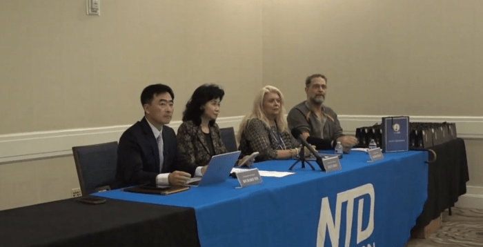 Судейская коллегия во главе с заместителем директора конкурсов NTD Ричардом Инь. Скриншот/youtube.com «Мисс NTD»: В Нью-Йорке стартует новый вид конкурса красоты