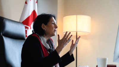 Правящая партия Грузии начинает процедуру импичмента президента Зурабишвили