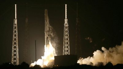 SpaceX запустила 106-ю партию интернет-спутников для глобальной сети