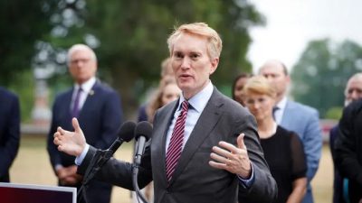 В американских школах распространяют пропаганду компартии Китая