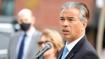 Калифорнийская прокуратура подала в суд на школьный округ за уведомление родителей об изменении гендерного статуса ребёнка