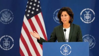 Мы пытаемся «задушить военный потенциал» Китая, заявила министр торговли США