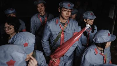 Китайская компания продвигает коммунистическую пропаганду на мичиганском заводе электромобилей