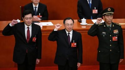 Эксперты говорят, что исчезновение министра обороны Китая свидетельствует о борьбе за власть в руководстве компартии