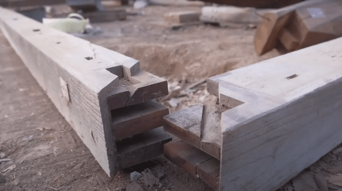 Угловая столярная конструкция типа hako dome была обнаружена в 95-летней коминке в Сайтаме. (Courtesy of Dylan Iwanuki) Высочайшее мастерство старых японских плотников