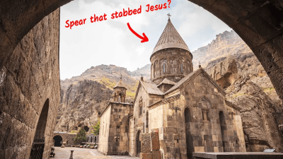 В этом армянском монастыре хранилось «Святое Копьё», которым пронзили Иисуса