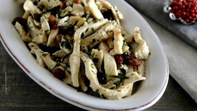 Знаменитый итальянский салат Гонзага из курицы с оригинальной заправкой