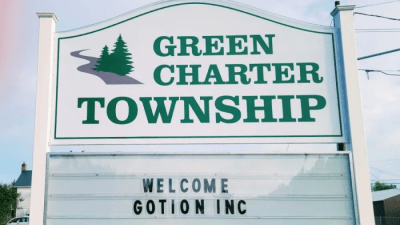 Избиратели Мичигана сместили 5 чиновников, поддержавших связанный с Китаем завод аккумуляторов