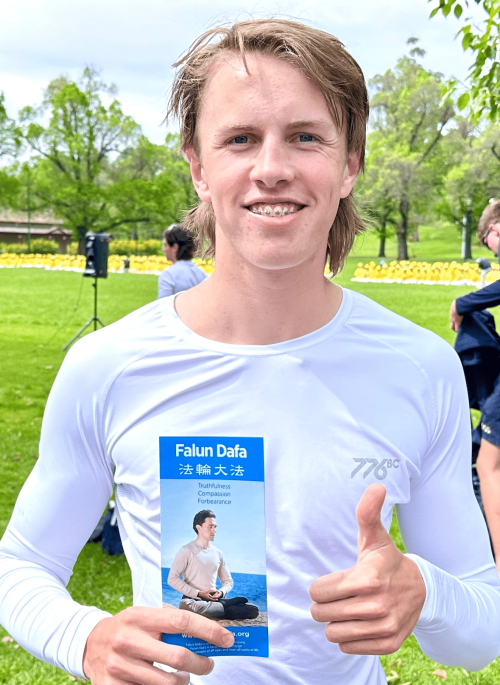 Австралийцы восхищаются мужеством последователей Фалуньгун
