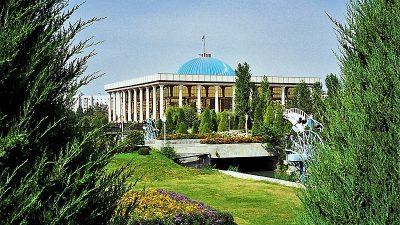 В Узбекистане ввели штраф за пропаганду многожёнства