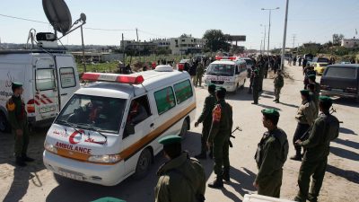 ХАМАС пытается вывезти в Египет раненых боевиков под видом палестинцев