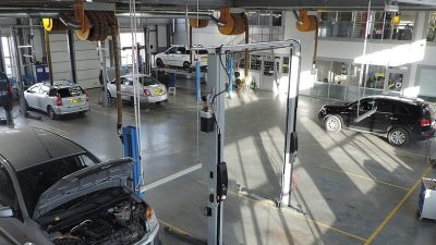 СТО: Новые машины европейских марок превращаются в «кирпичи»