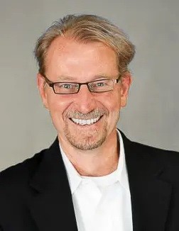 Как ИИ и фальшивый контент могут повлиять на выборы в США в 2024 году