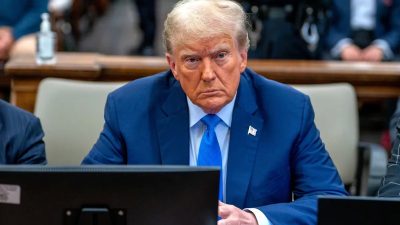 Трамп просит суд транслировать федеральный судебный процесс по телевидению