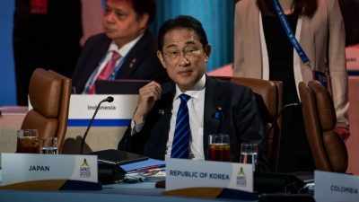 Премьер-министр Японии перешёл к напористой дипломатии против Китая на саммите АТЭС