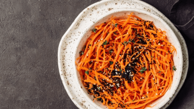 Салат с куриной печенью и морковью по-корейски: рецепт для праздничного стола