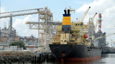 В России разработан робот для очистки корпусов судов