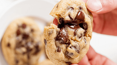 Сдобное печенье с шоколадной крошкой