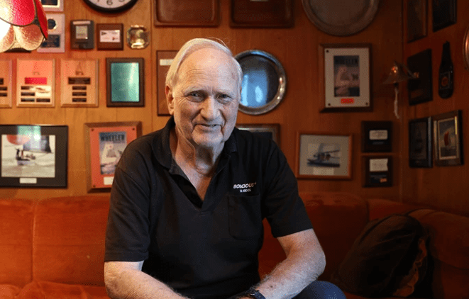 Физик-исследователь Джон П. Клаузер в своем доме 4 октября 2022 года в Уолнат-Крик, Калифорния, ( Justin Sullivan/Getty Images) | Epoch Times Россия