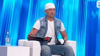 Костомаров впервые после ампутаций вышел на лёд на коньках(видео)