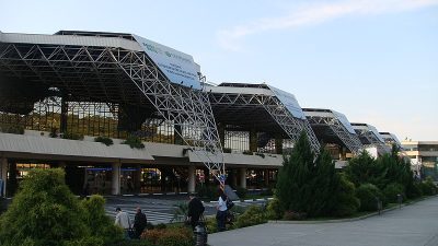В аэропорту Сочи эвакуировали пассажиров из-за аварийной ситуации