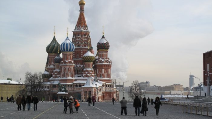 Неизвестные отпилили голову коня на горельефе «Парад Победы» у Красной площади (Фото: pxhere.com/СС0)
