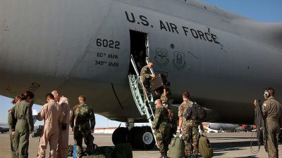 США планируют вернуть аэродром, который использовался для ядерной бомбардировки Японии