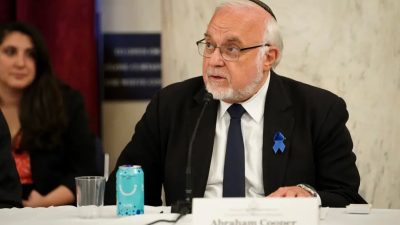 Администрацию Байдена призвали бороться с лоббистами Китая в США