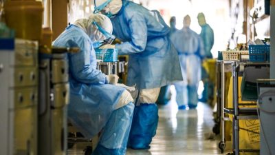 Китайская лаборатория провела геномное секвенирование коронавируса за несколько недель до того, как Пекин обнародовал данные