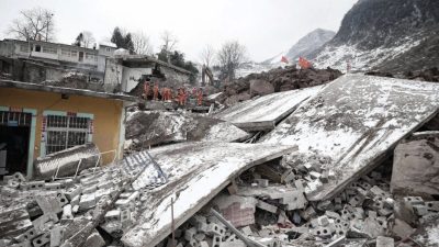 11 человек погибли, десятки пропали без вести после схода оползня в китайской провинции Юньнань