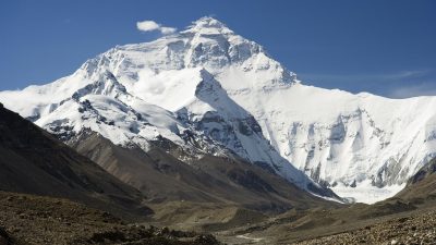 Четырёхлетняя девочка установила рекорд при покорении Эвереста